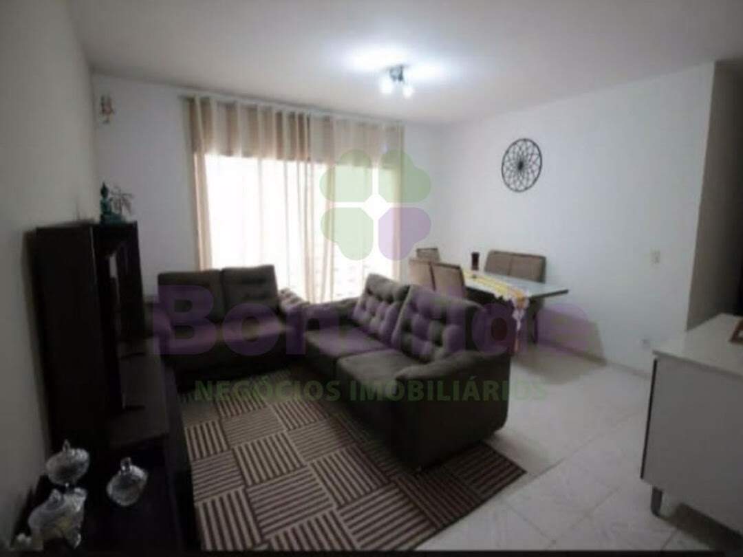 Casa à venda no Jardim Trevo: 