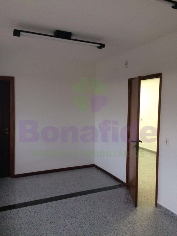 Sala à venda no Vila Boaventura: 