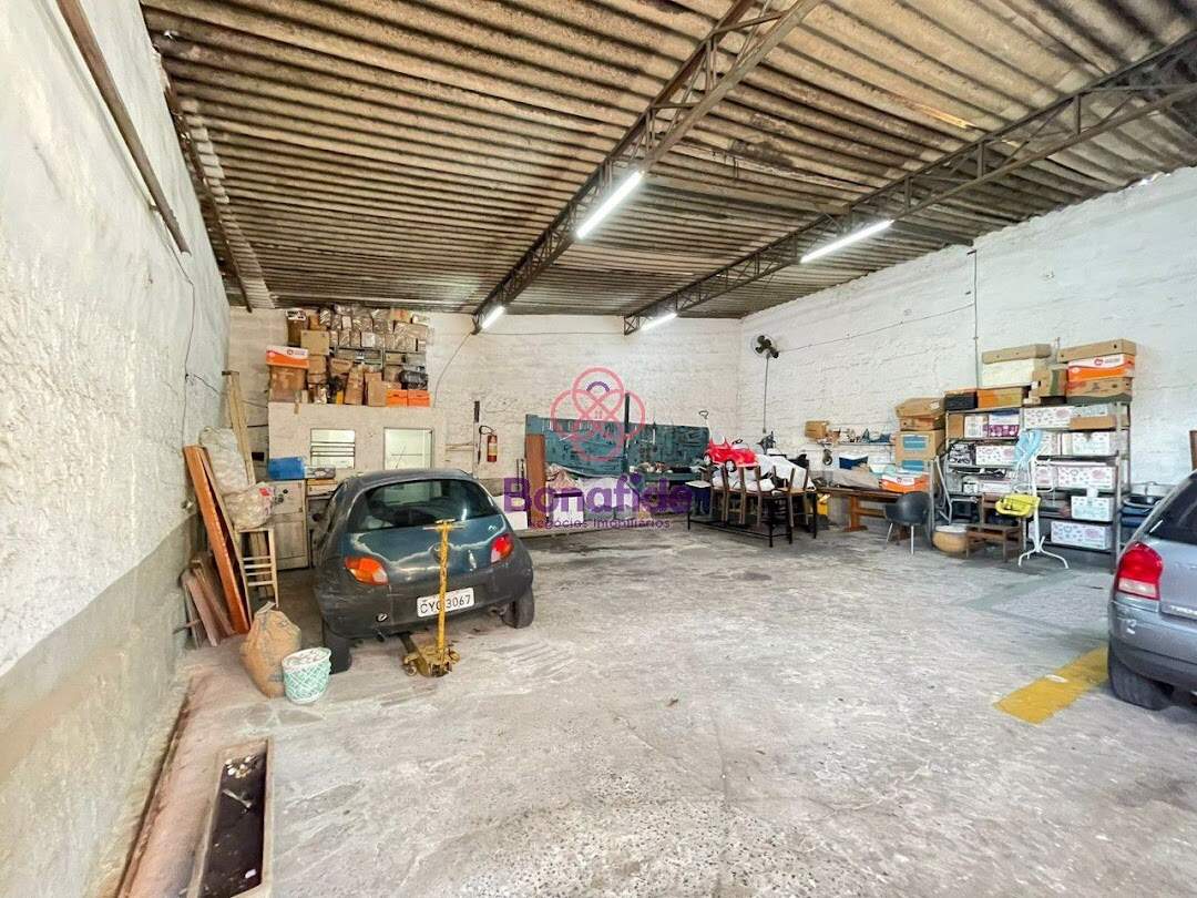 Salão à venda no Jardim do Lago: 