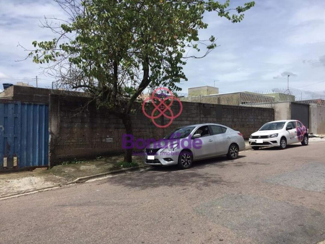 Terreno à venda no Jardim Tamoio: 