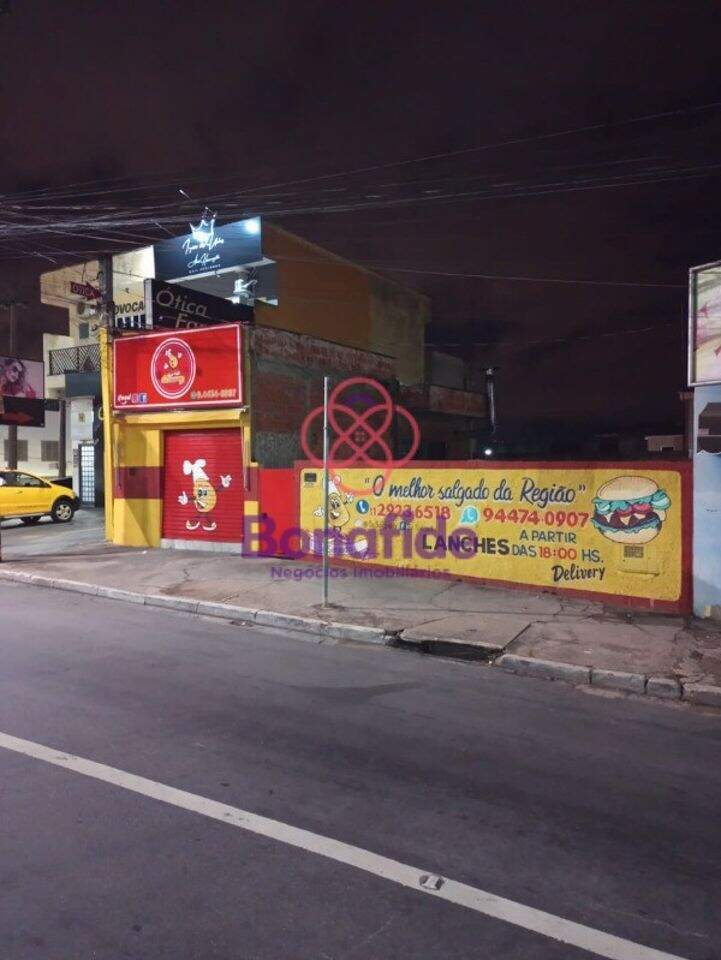 Terreno à venda no Centro: 