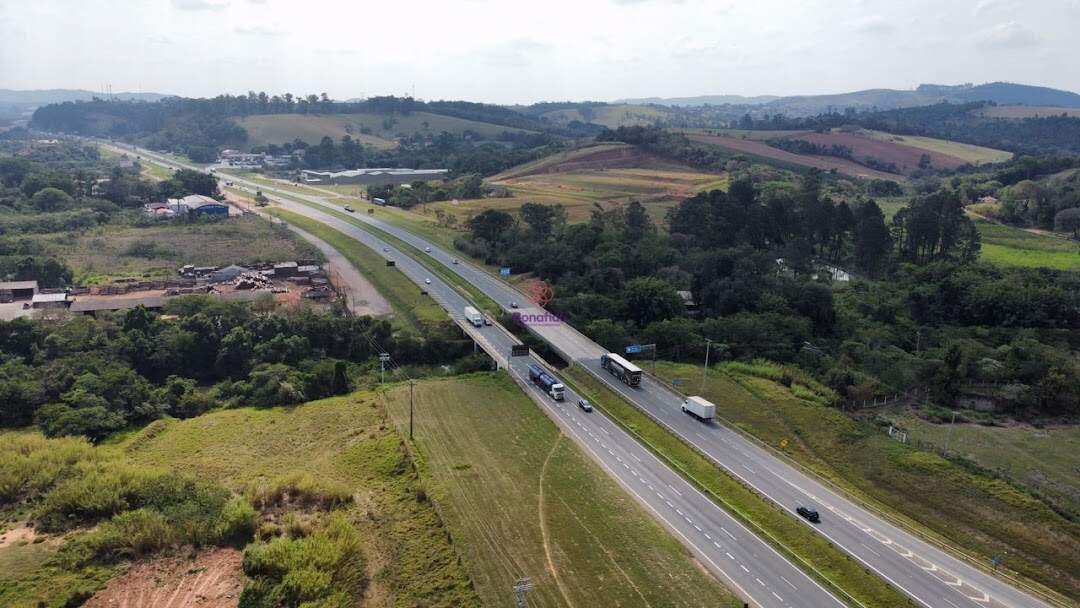 Área à venda no Morro Azul: 