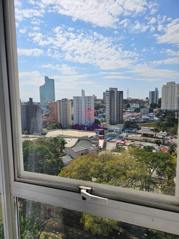 Sala à venda no Vila das Hortências: 