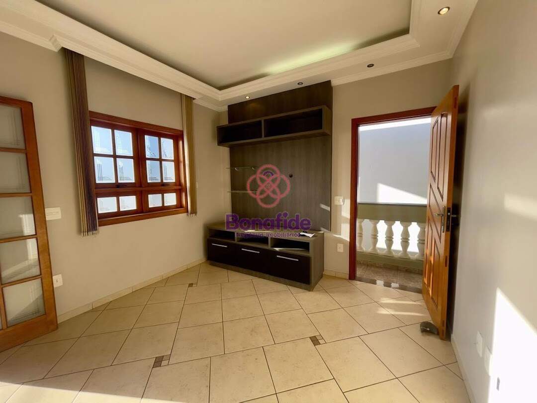 Casa à venda no Jardim Copacabana: 