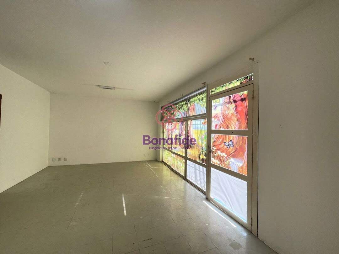 Casa à venda no Anhangabaú: 