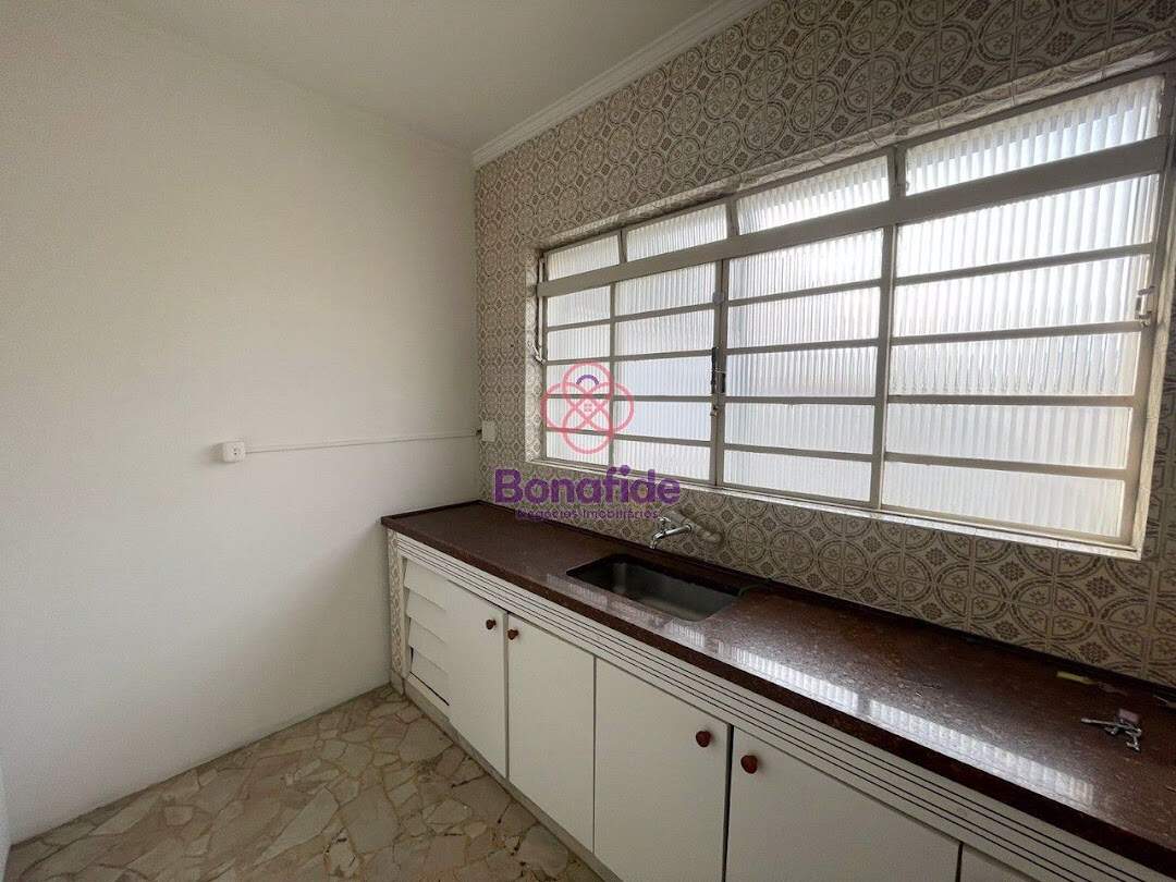 Casa à venda no Anhangabaú: 