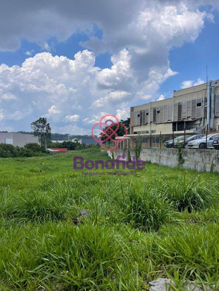 Terreno à venda no Distrito Industrial: 