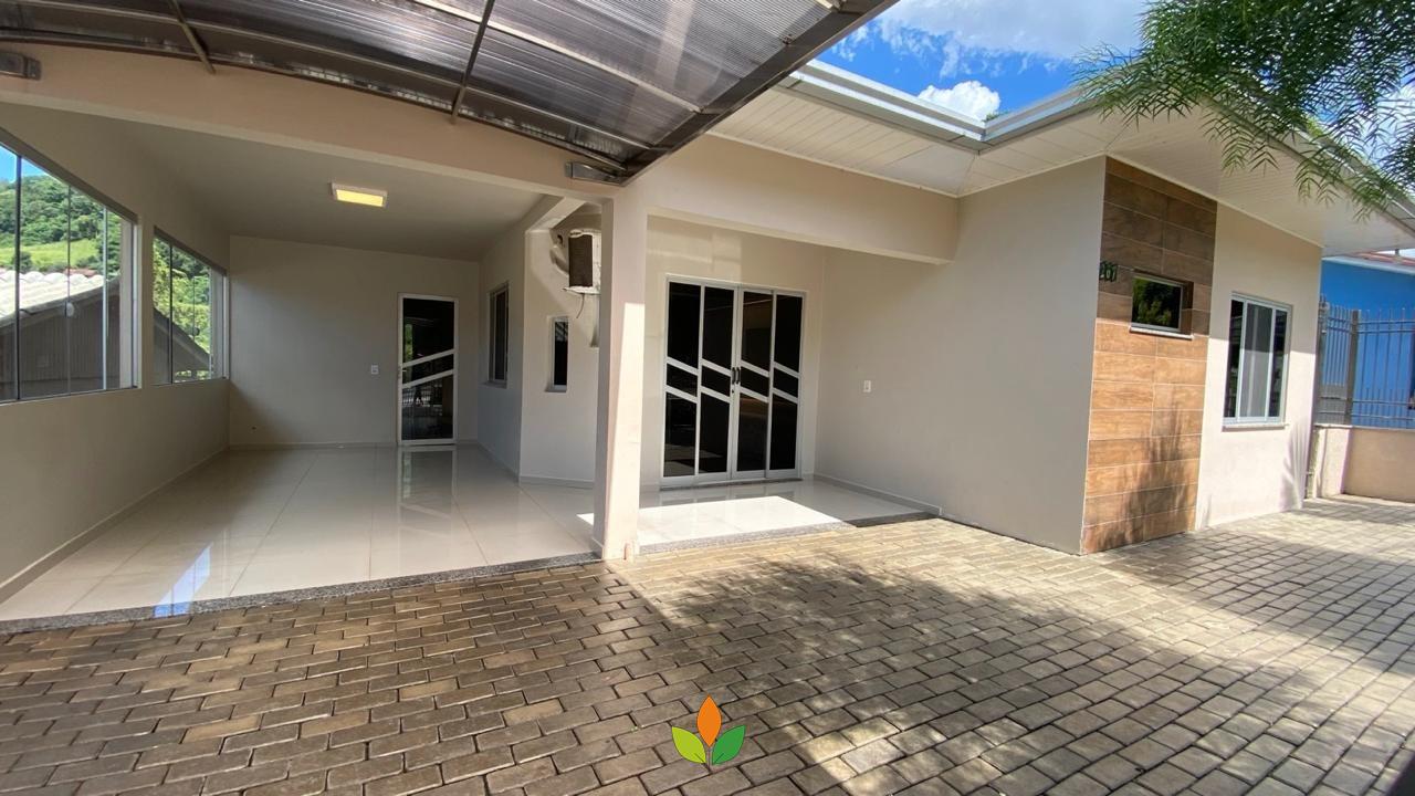 Casa à venda no Jardim da Serra: 