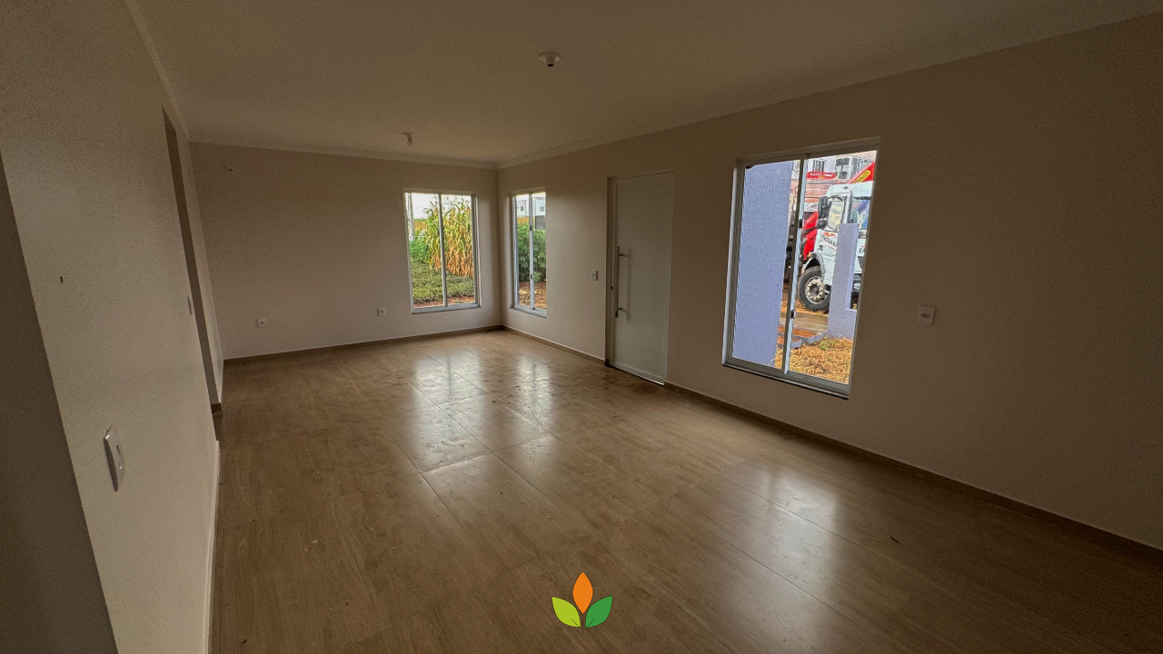 Casa à venda no Recanto Dos Pássaros: 