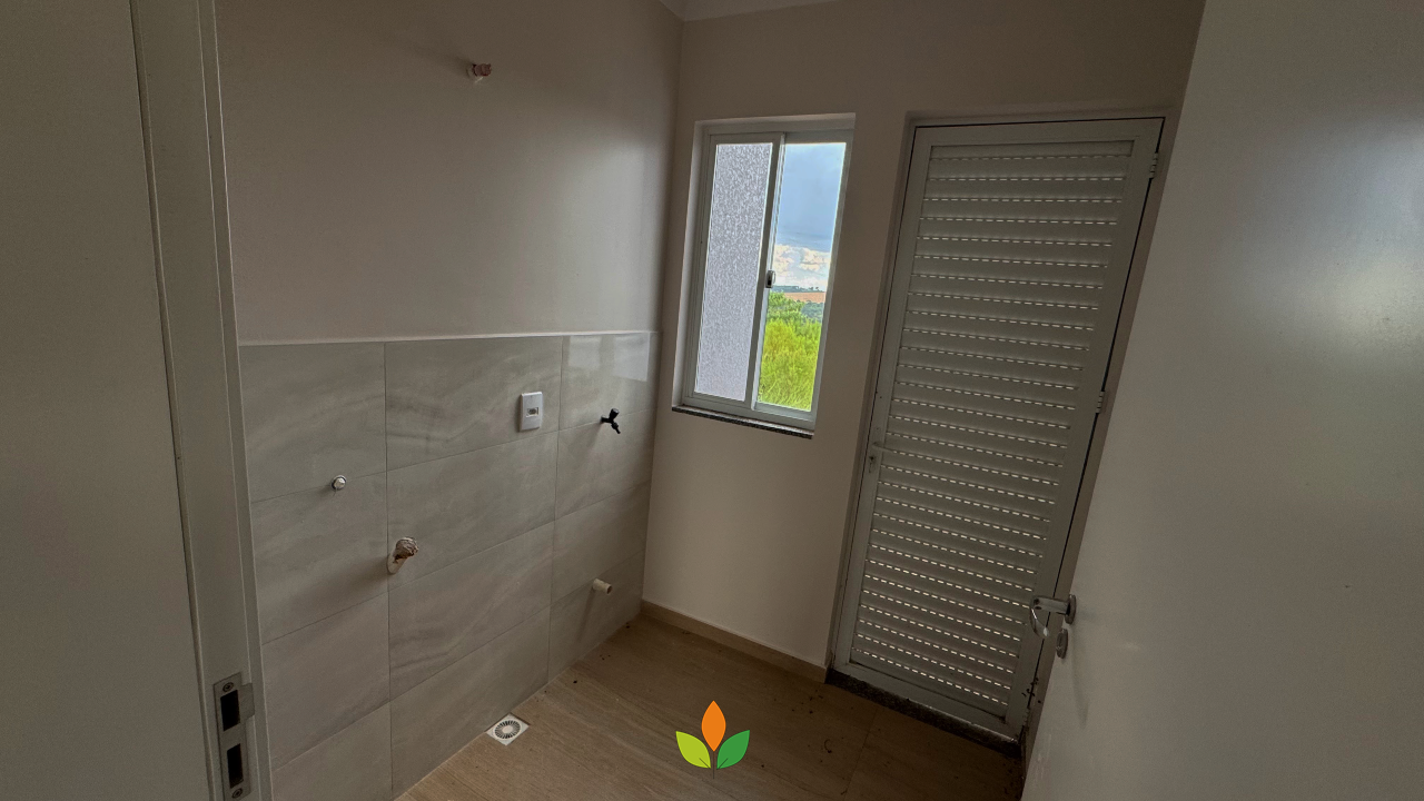 Casa à venda no Recanto Dos Pássaros: 