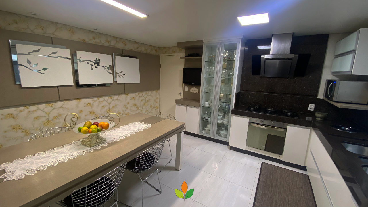 Casa à venda no Centro: 