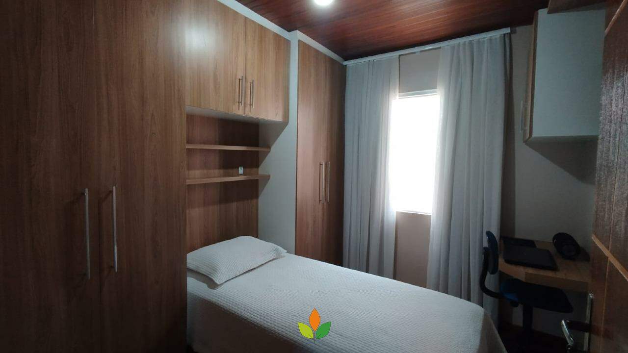 Casa à venda no Centro: 