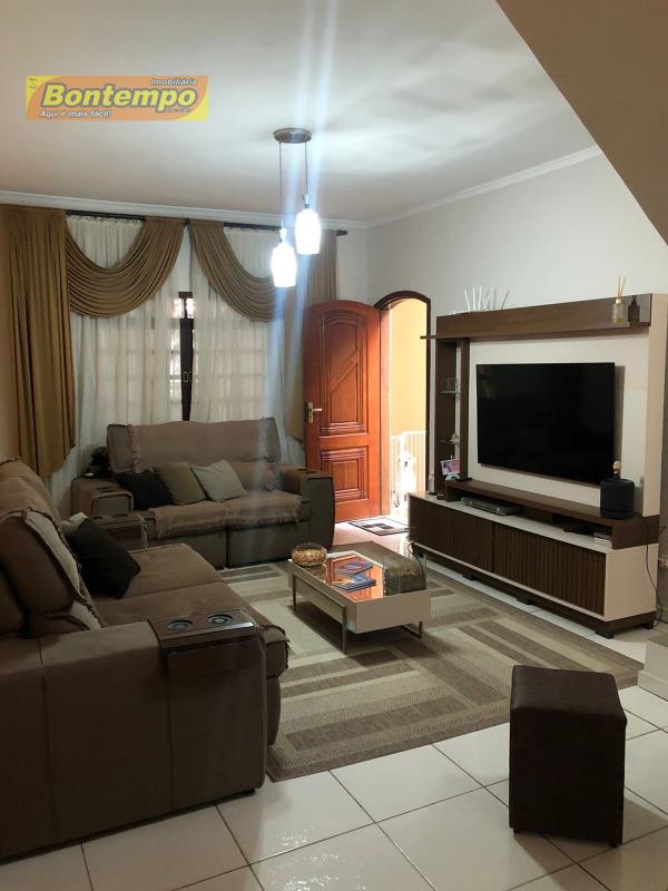 SOBRADO à venda no ALTO DE SANTA LÚCIA: 