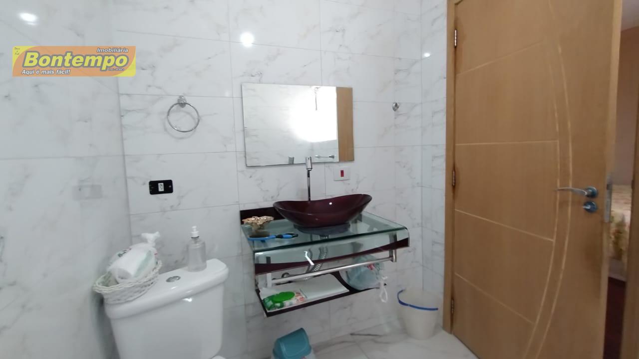 SOBRADO à venda no PARQUE DAS NAÇÕES: 