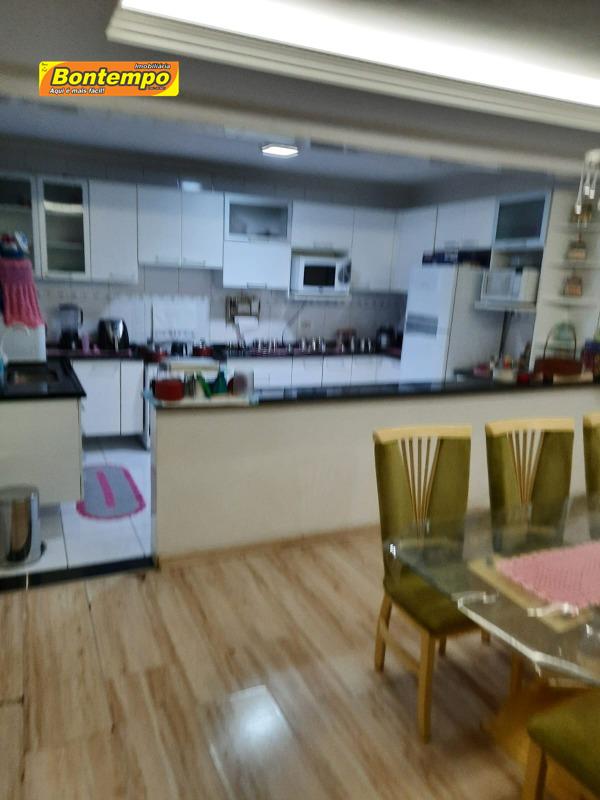 SOBRADO à venda no ALTO DE SANTA LÚCIA: 