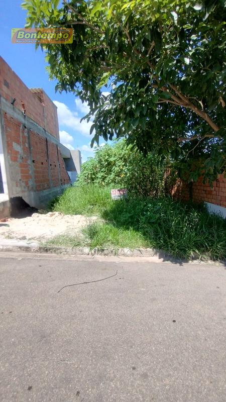 TERRENO à venda no ALTO DE SANTA LÚCIA: 