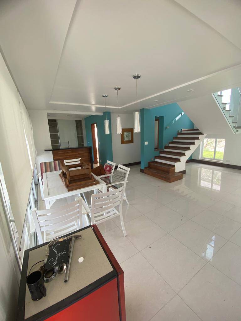 CASA para aluguel no JARDIM ANA ESTELA: Sala