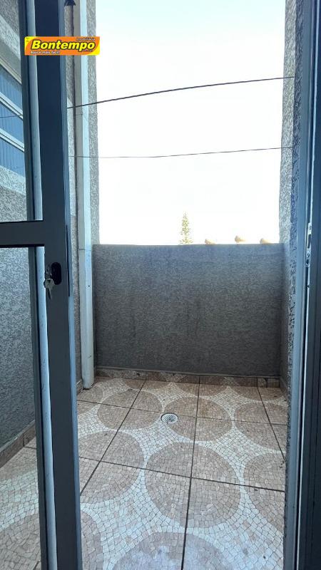 APARTAMENTO para aluguel no ARISTON: 