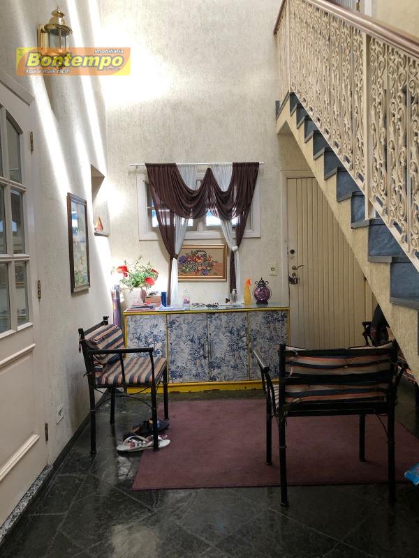 SOBRADO à venda no CENTRO: 