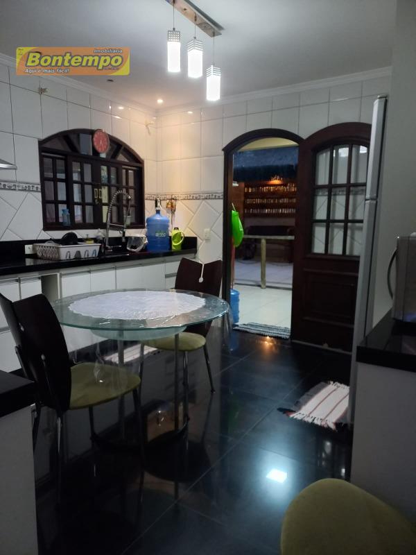 SOBRADO à venda no JARDIM SANTA TEREZA: 