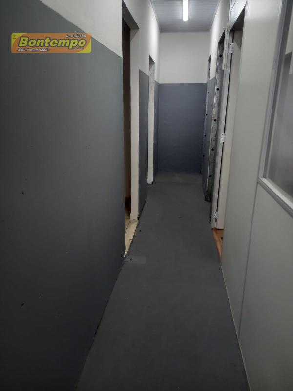 COMERCIAL à venda no JARDIM SANTO ESTEVÃO: 