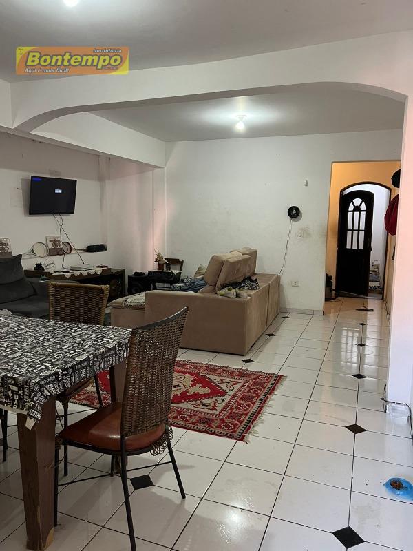 SOBRADO à venda no JARDIM ANA ESTELA: 