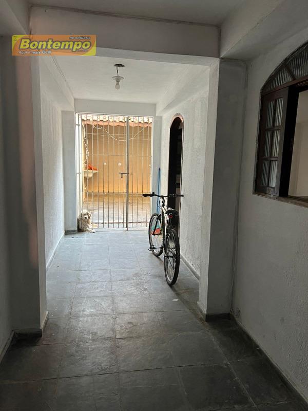 SOBRADO à venda no JARDIM ANA ESTELA: 