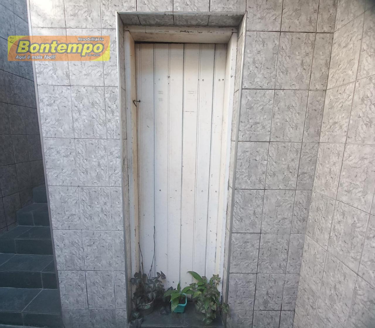 SOBRADO à venda no ALTO DE SANTA LÚCIA: 