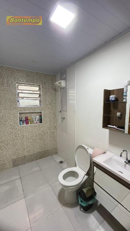 CASA à venda no CHÁCARA ADRIANA APARECIDA: 