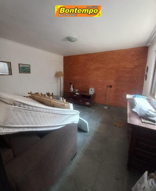 CASA à venda no SANTA TEREZINHA: 