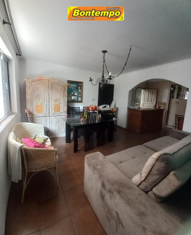 CASA à venda no SANTA TEREZINHA: 