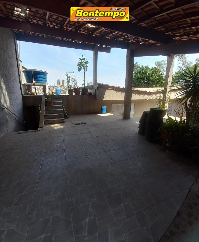 CASA à venda no SANTA TEREZINHA: 