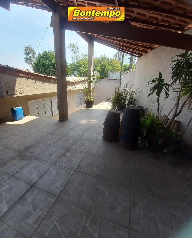 CASA à venda no SANTA TEREZINHA: 