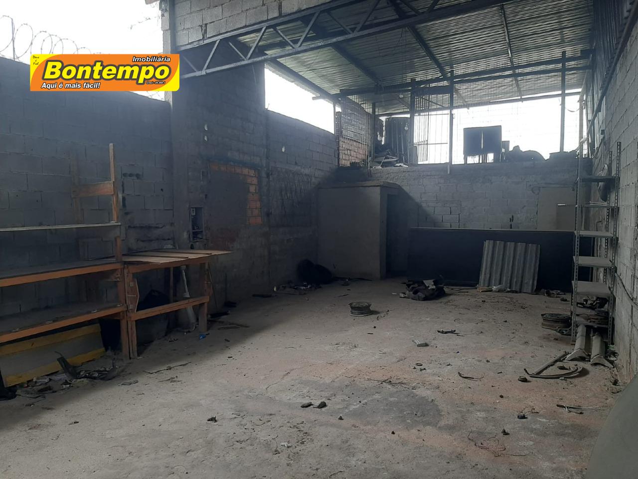 COMERCIAL para aluguel no ALTO DE SANTA LÚCIA: 