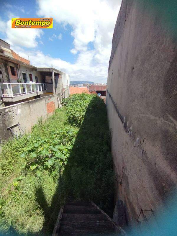 TERRENO à venda no ALTO DE SANTA LÚCIA: 