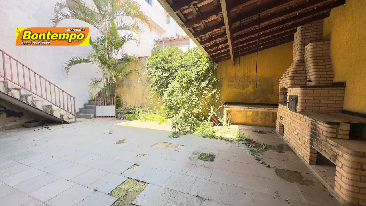 CASA à venda no CENTRO: 