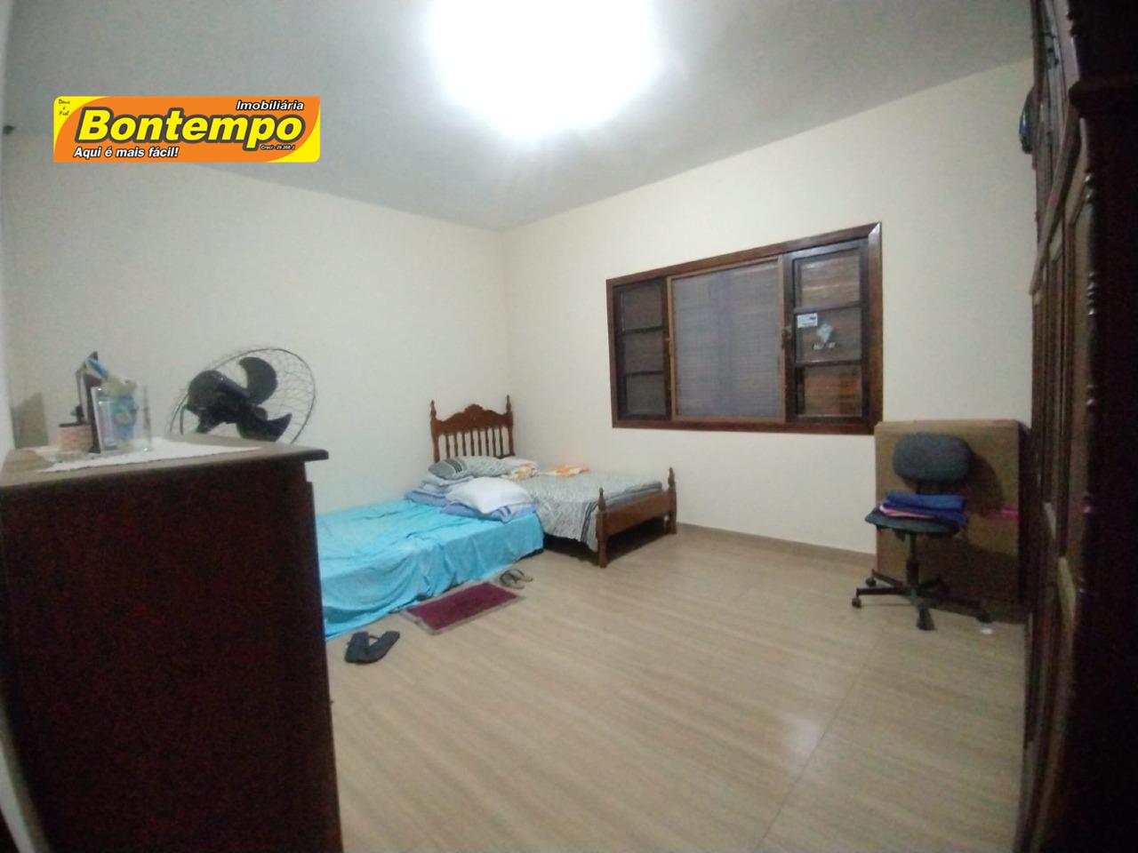 SOBRADO à venda no CENTRO: 