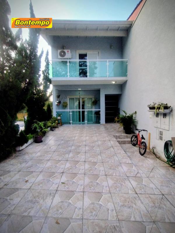 SOBRADO à venda no JARDIM ANA ESTELA: 