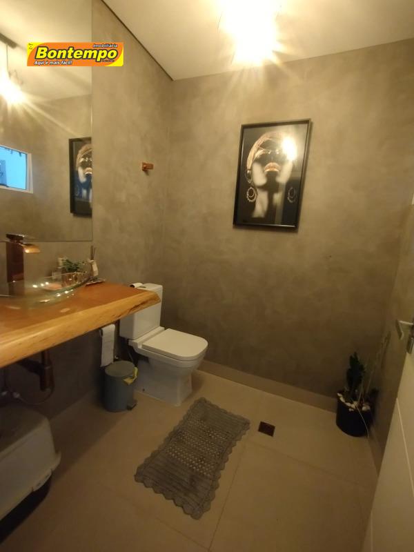 SOBRADO à venda no JARDIM ANA ESTELA: 