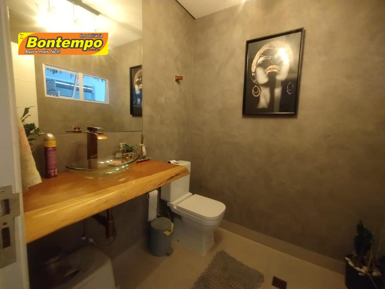 SOBRADO à venda no JARDIM ANA ESTELA: 