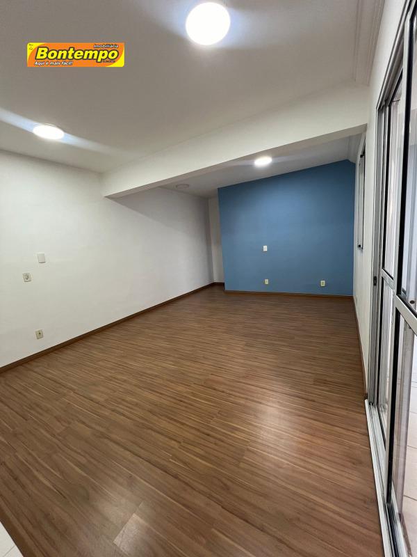 APARTAMENTO à venda no Padroeira: 