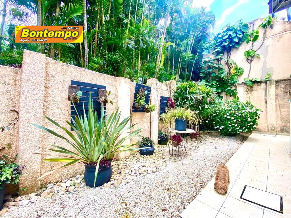 SOBRADO para aluguel no Golf Gardens: 