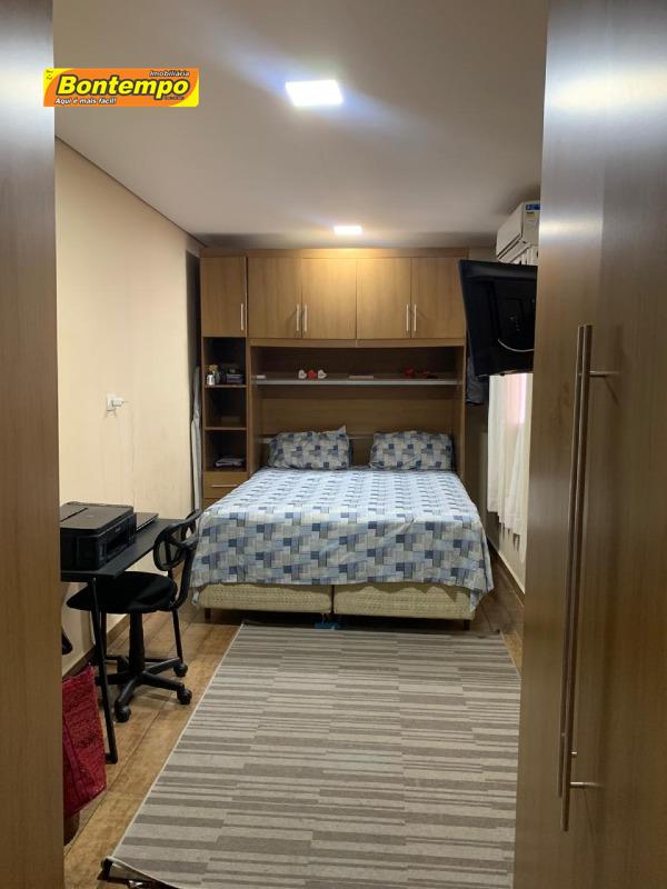 SOBRADO à venda no COHAB: 