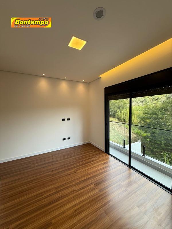 SOBRADO à venda no Chácara Jaguari (Fazendinha): 