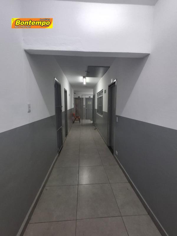 SALA COMERCIAL para aluguel no Vila Santa Terezinha: 