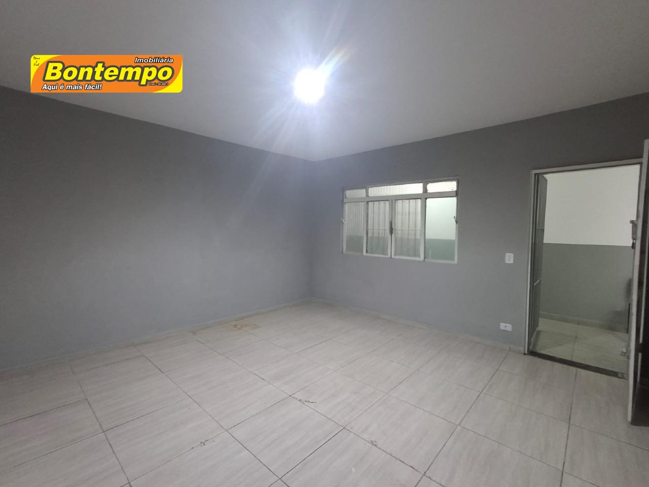 SALA COMERCIAL para aluguel no Vila Santa Terezinha: 