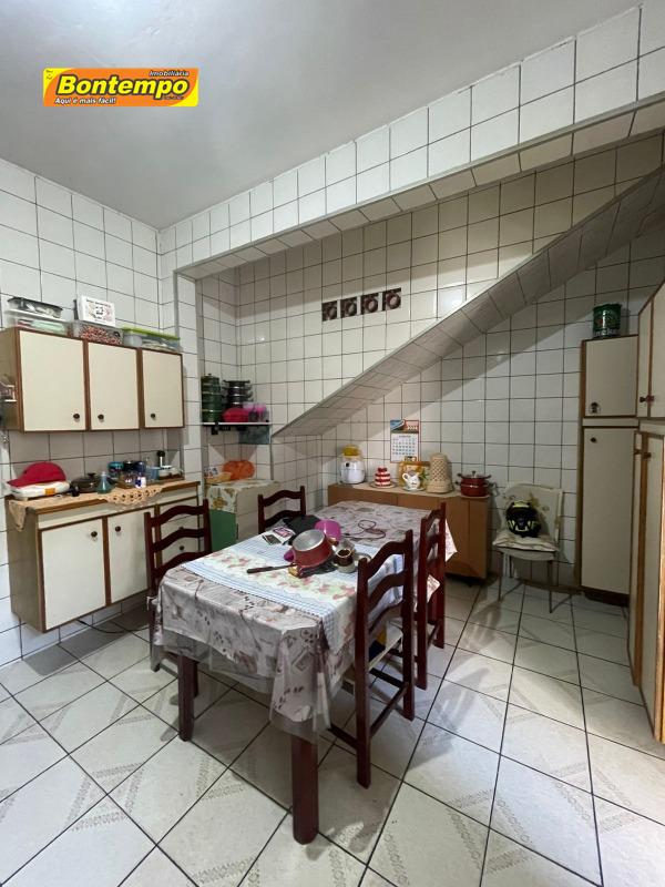 CASA à venda no Jardim Primavera: 