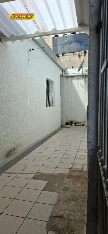 CASA à venda no JD. JUSSARA: 