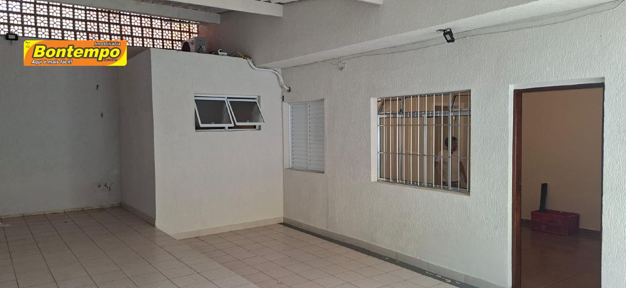 CASA à venda no JD. JUSSARA: 