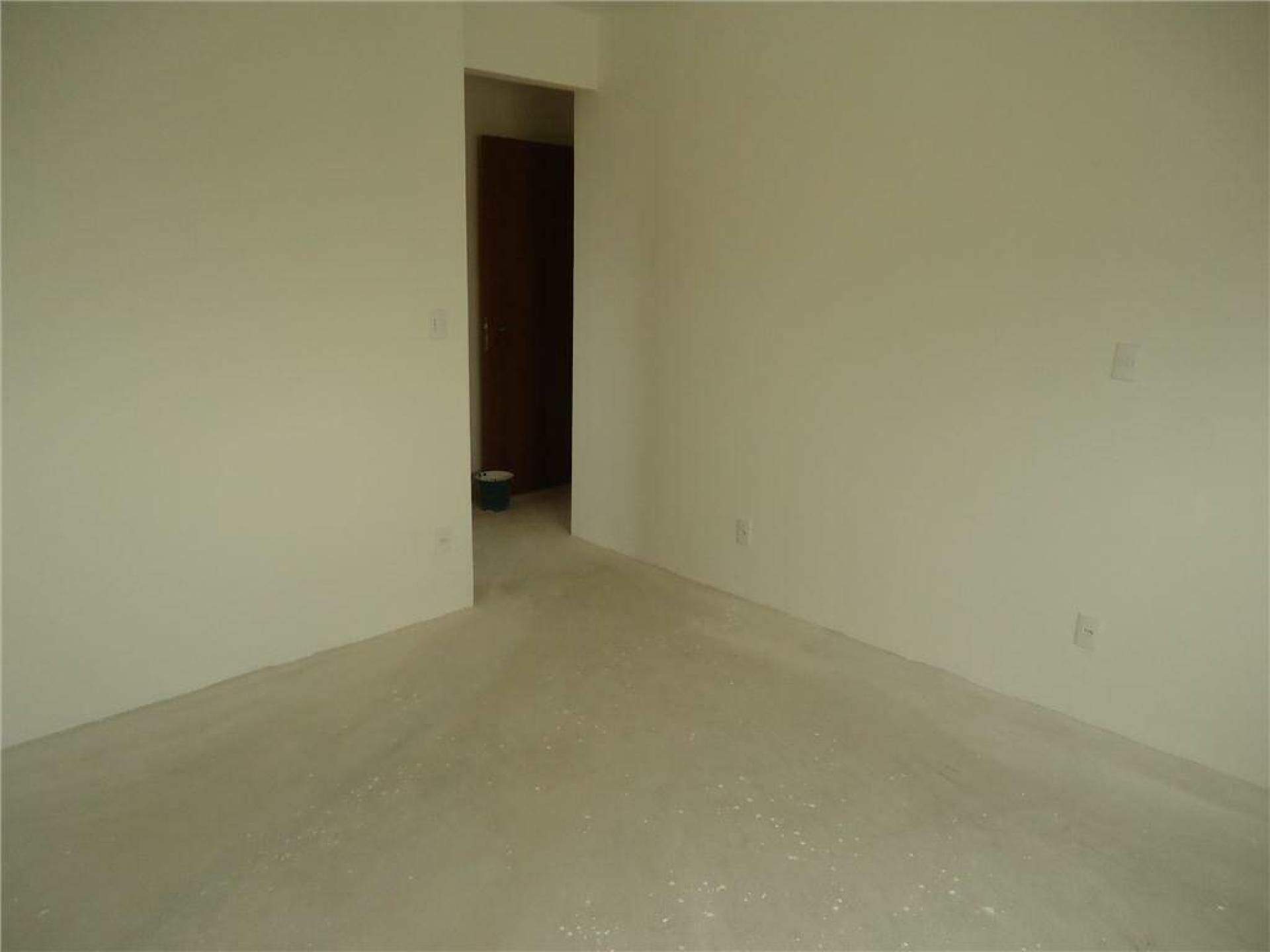 Apartamento à venda no Vila Valparaíso: 